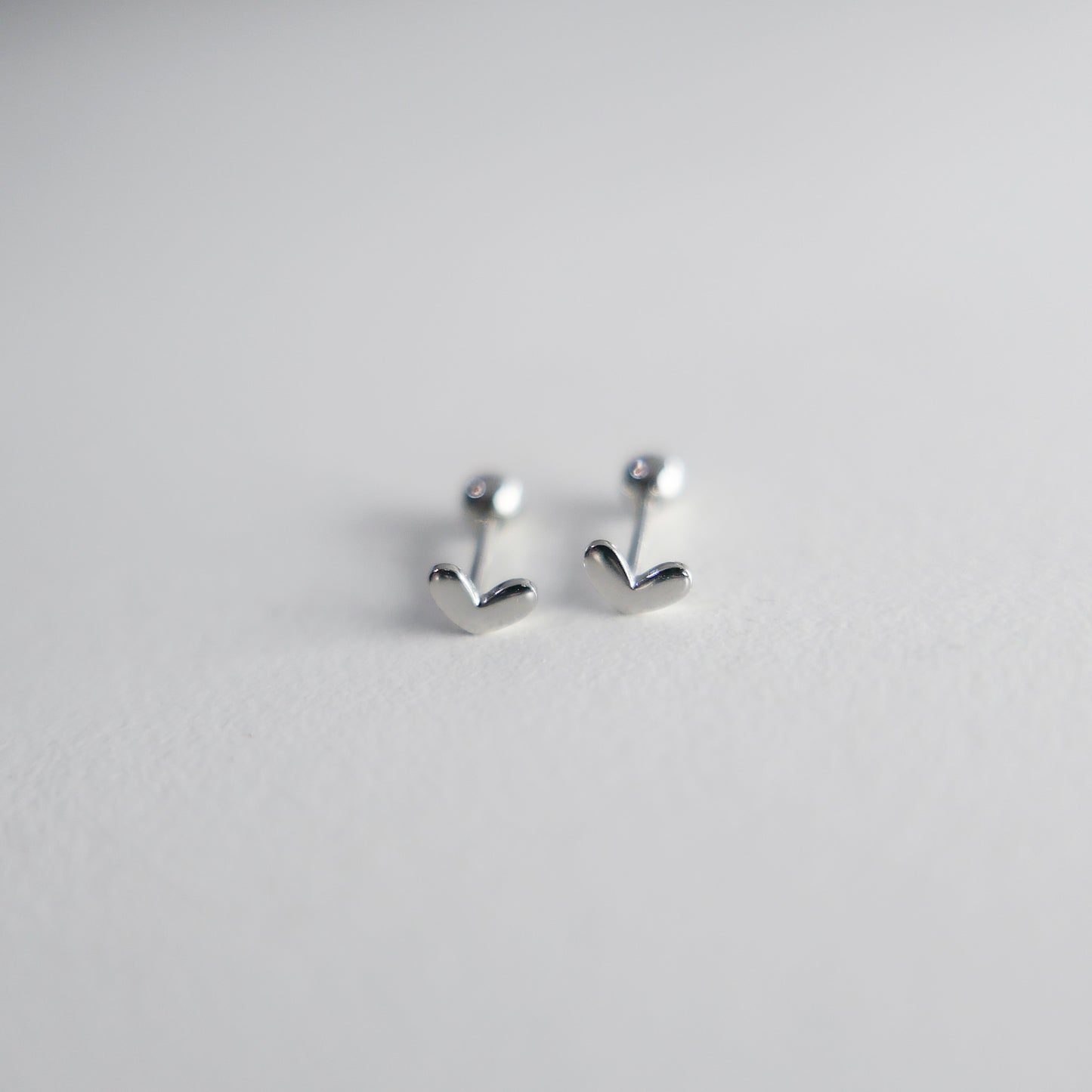 Heart Screw Back Ear Studs
