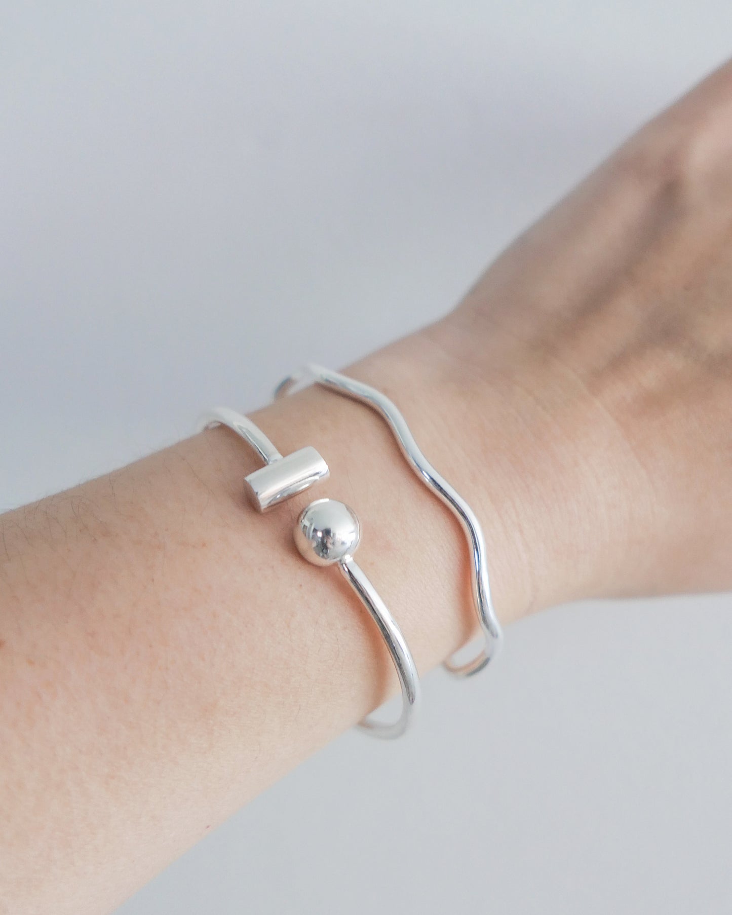Cordelia Wave Bangle