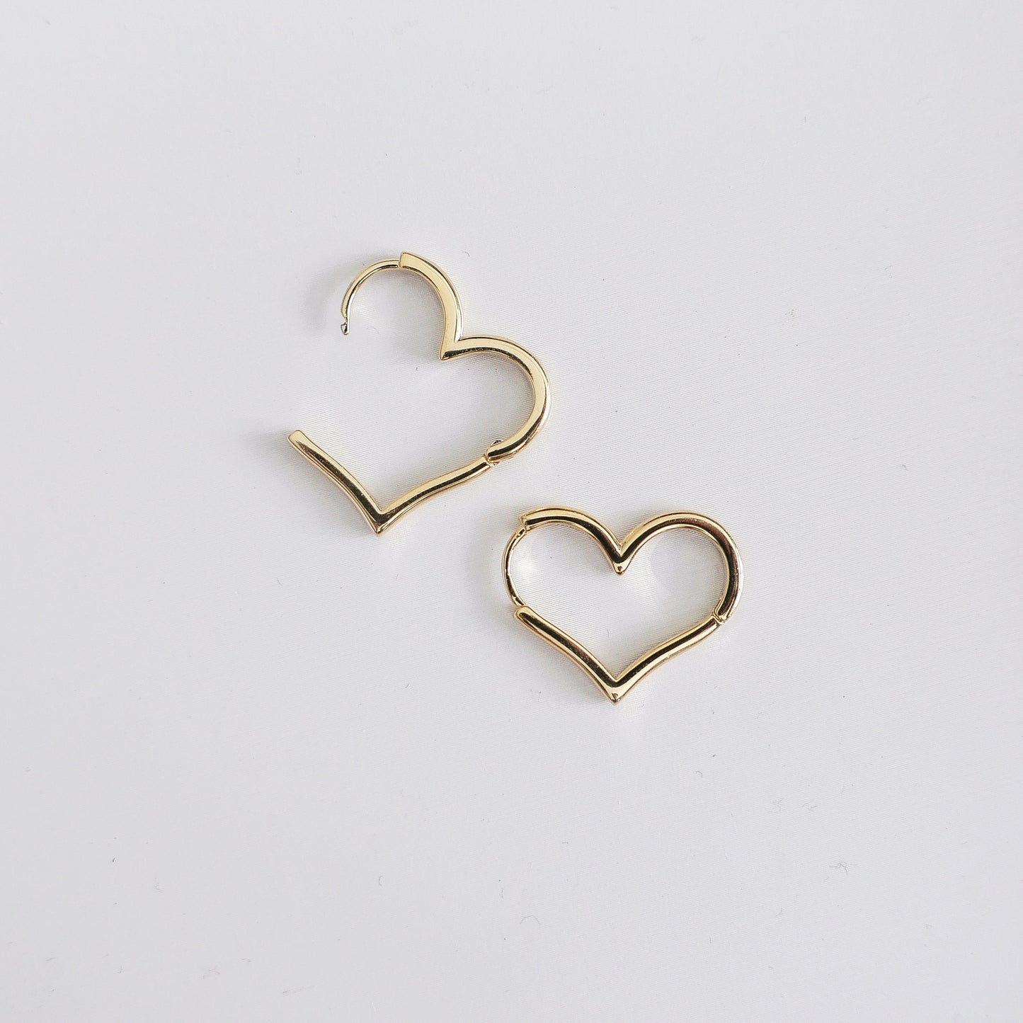 Adora Heart Loop