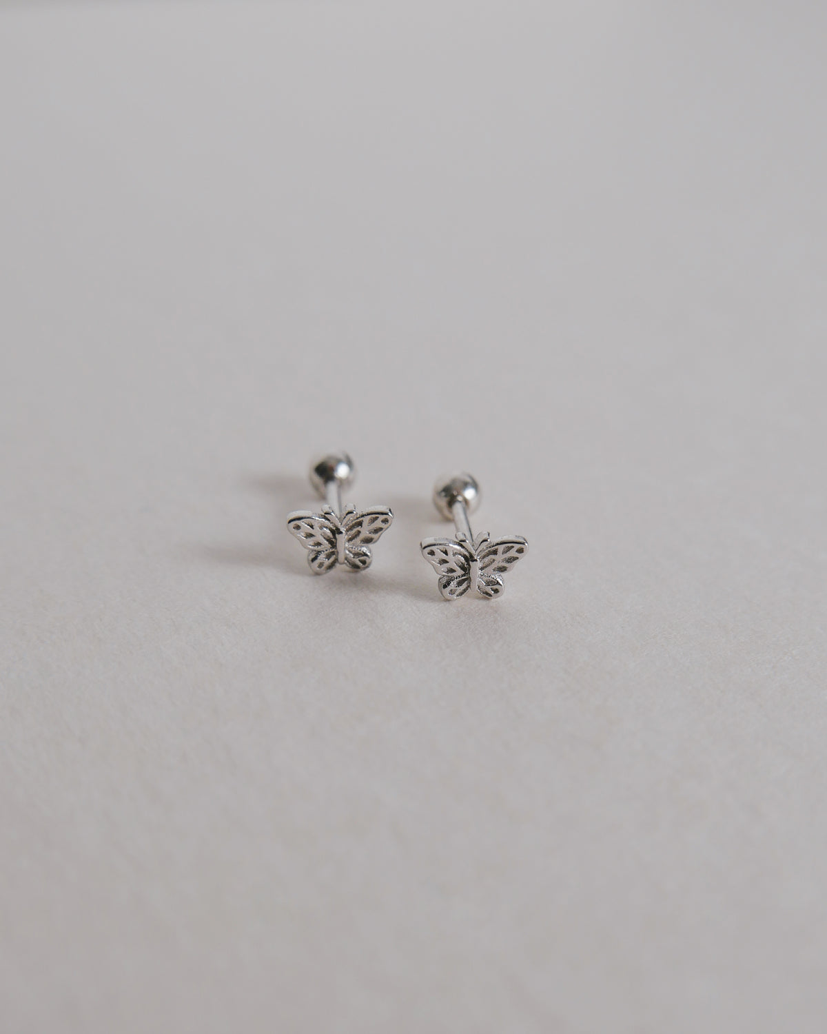 Butterfly Screw Back Ear Studs (Silver)