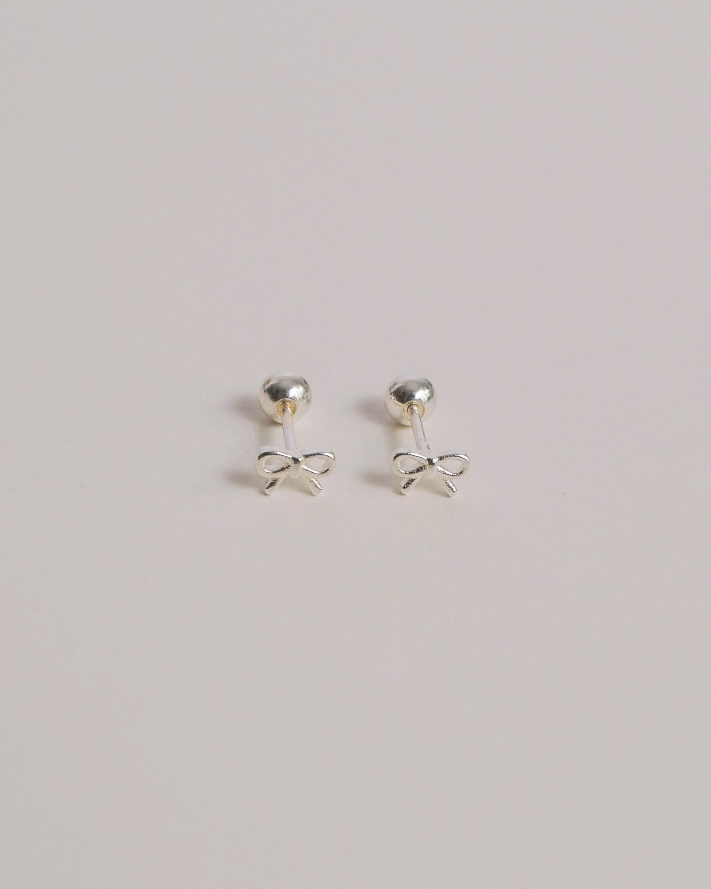 Baby Bow Screw Back Ear Studs (Silver)