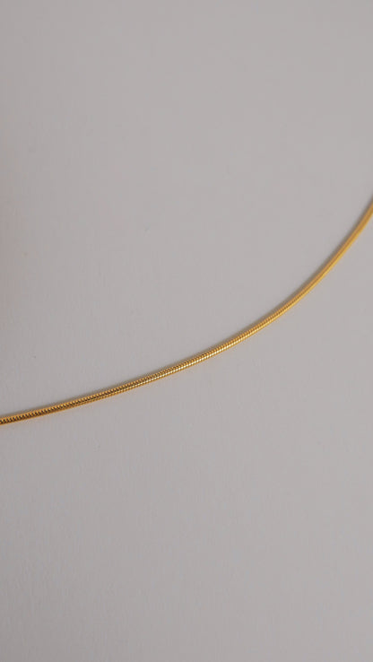 Giana Thin Snake Chain Bracelet (Gold)