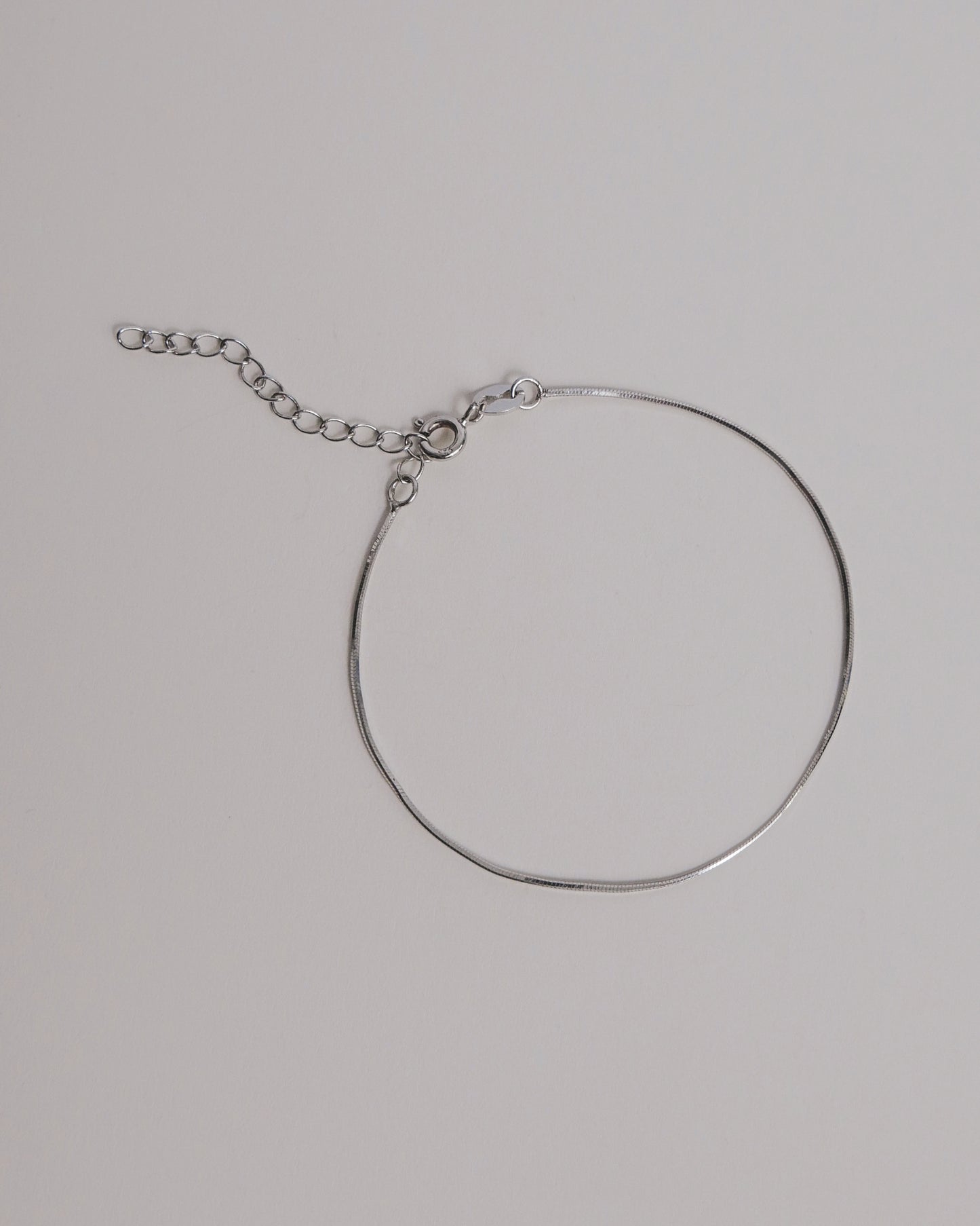 Giana Thin Snake Chain Bracelet (Silver)