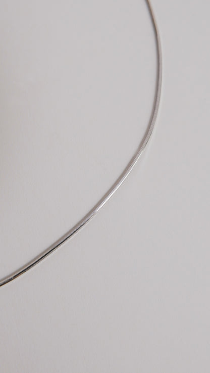 Giana Thin Snake Chain Bracelet (Silver)