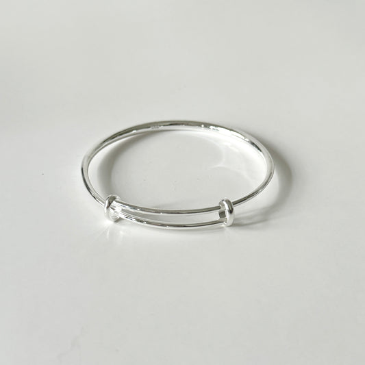 Classic Knot Bangle | 925 Silver