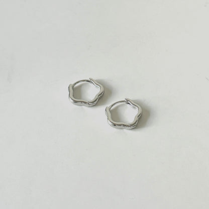 Fleur Loop Ear Huggies