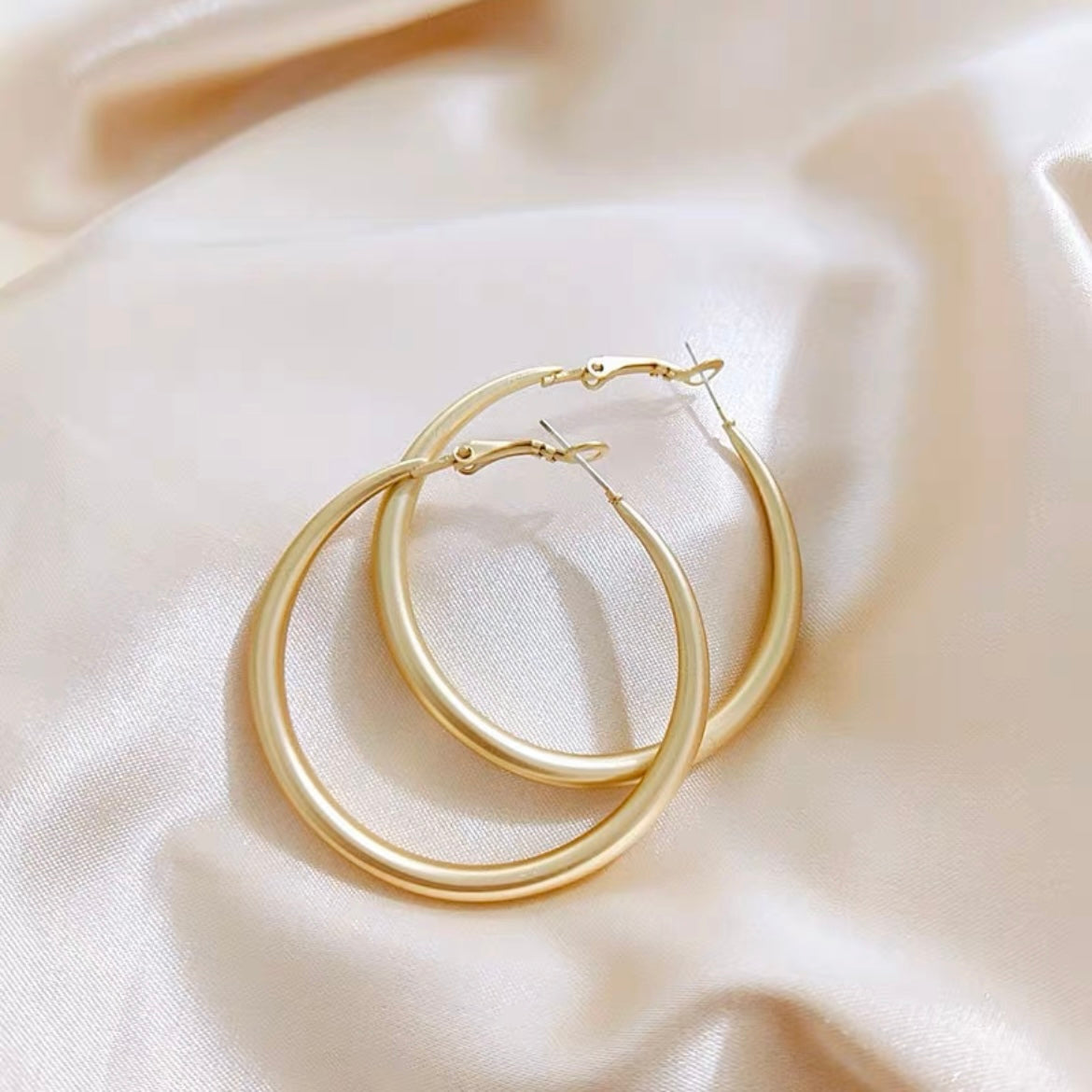 Charlotte Matte Gold Hoops | 925 Silver