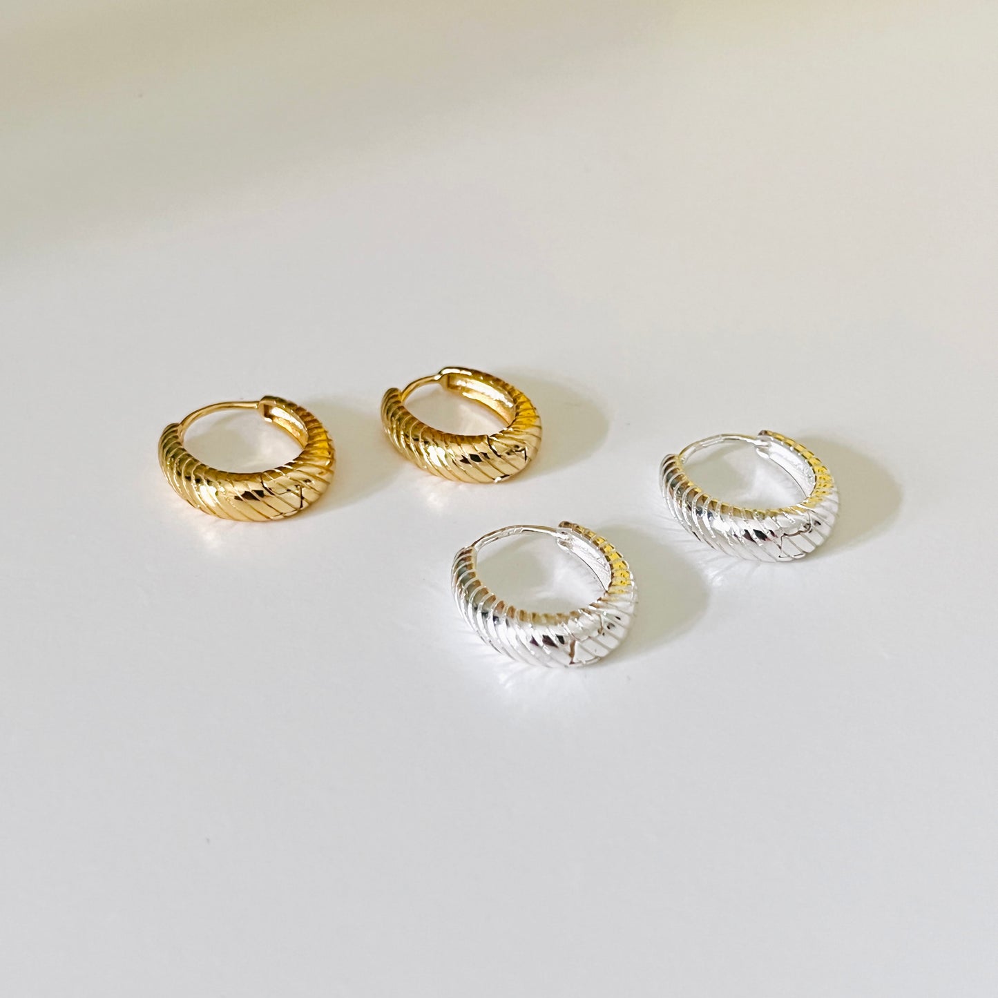 Olivia Ear Hoops | 925 Silver / 18k Gold Plating