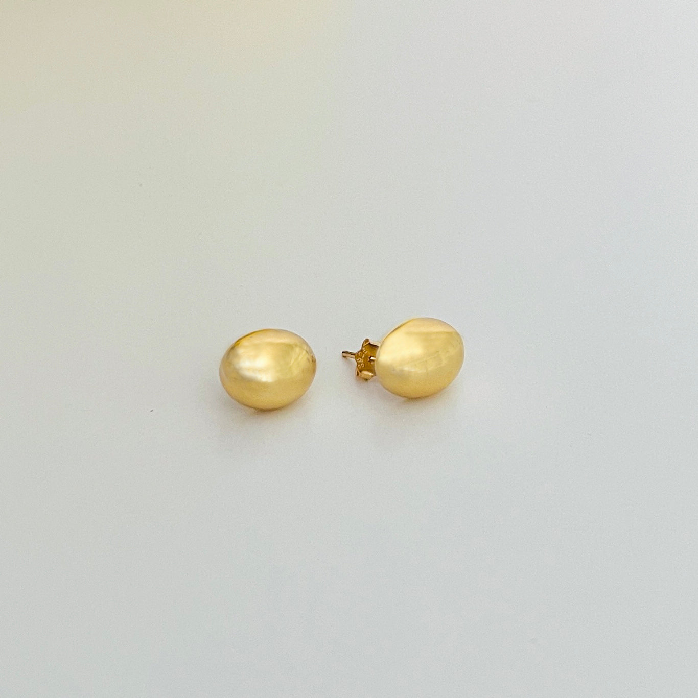 Dew Drop Ear Studs | 18k Gold Plating