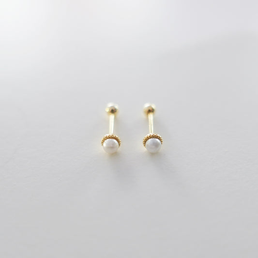 Pearlin Scew Back Ear Studs