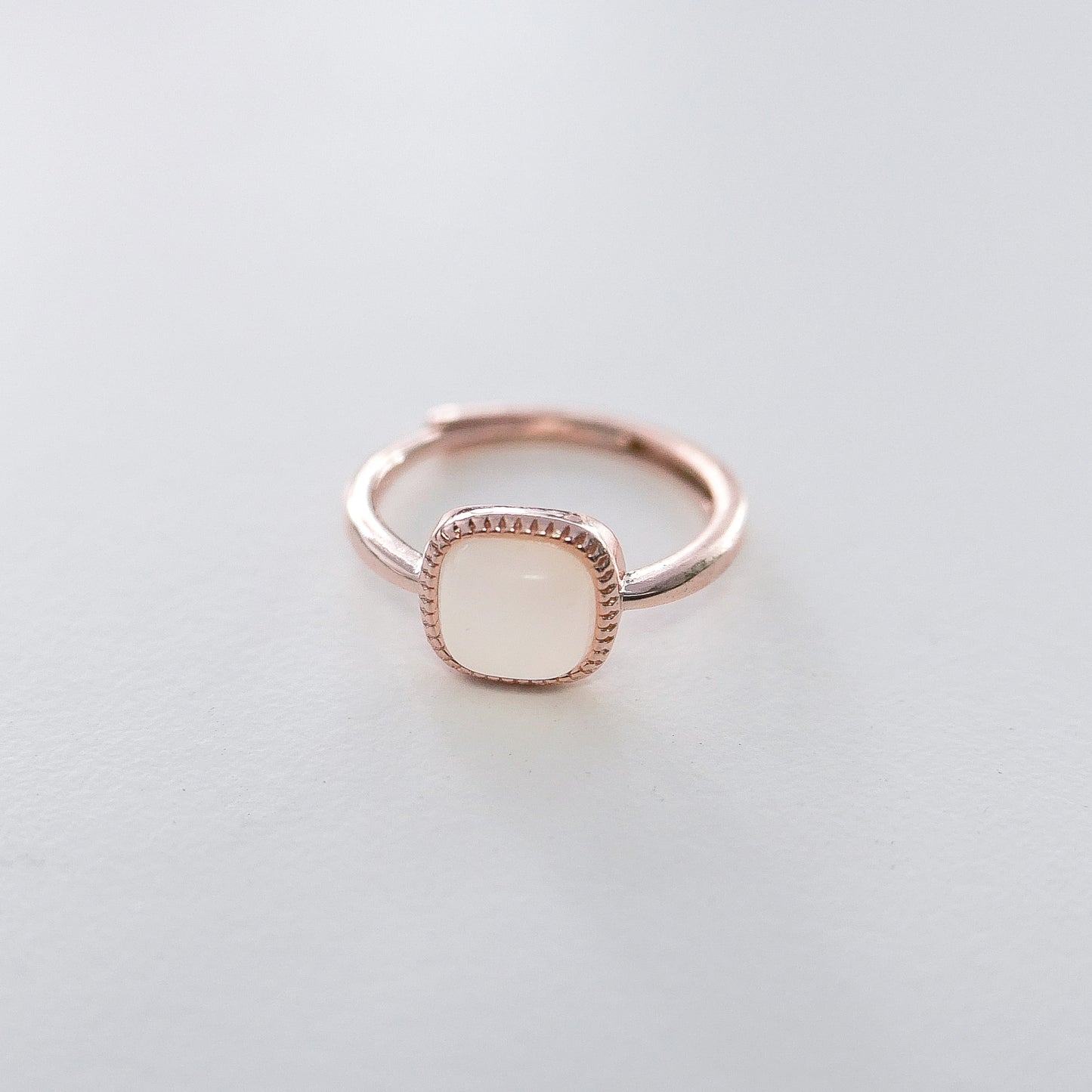 Rosè Adjustable Ring