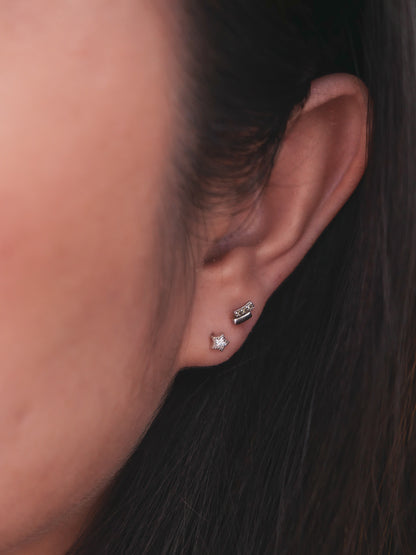 Starr Screw Back Ear Studs (Silver)