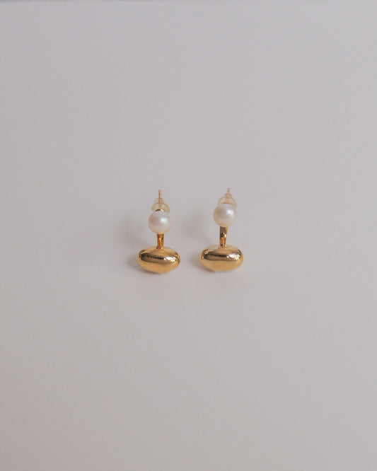 Pearl Dew Ear Studs (Gold)