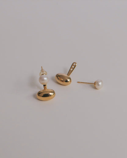 Pearl Dew Ear Studs (Gold)