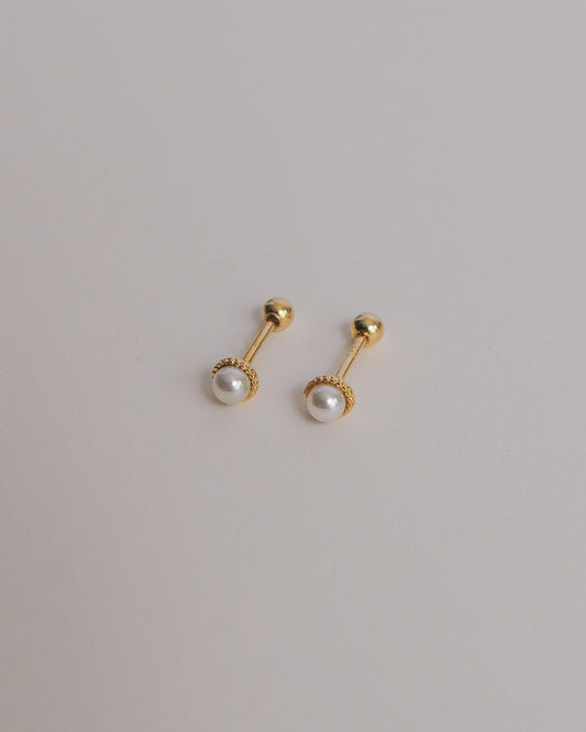 Pearlin Scew Back Ear Studs